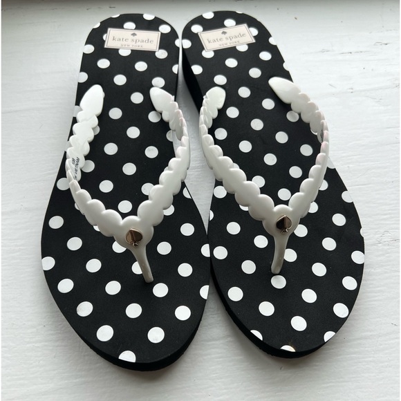 KATE SPADE NEW YORK Megan Polka Dot SANDAL Size 10 Black/White NEW $65 - Picture 1 of 7